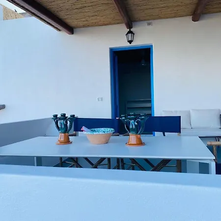 Casa Avocado - In The Center, With A View And Quiet Feriehus
