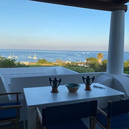 Casa Avocado - In The Center, With A View And Quiet Feriehus
