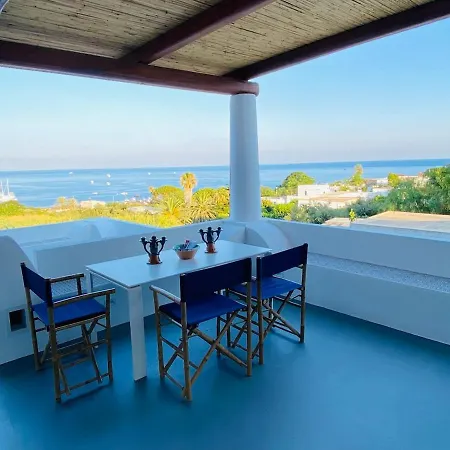 Casa Avocado - In The Center, With A View And Quiet * Stromboli